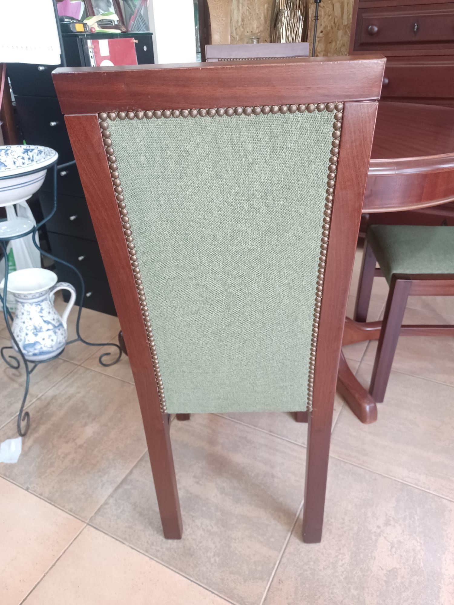 Mesa com 3 cadeiras