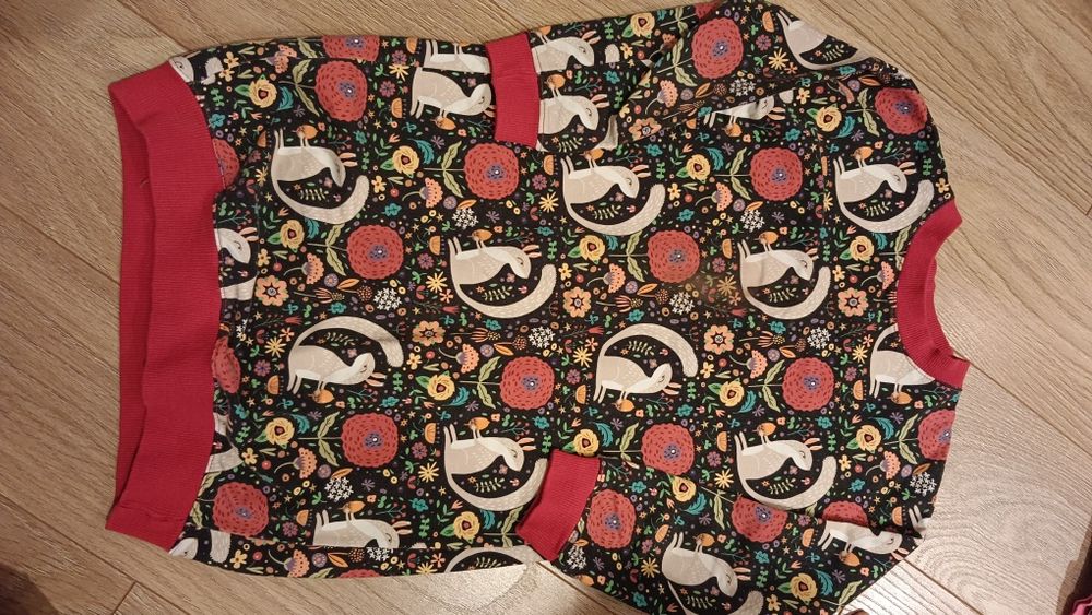 Sukienka tunika dresówka r. 122