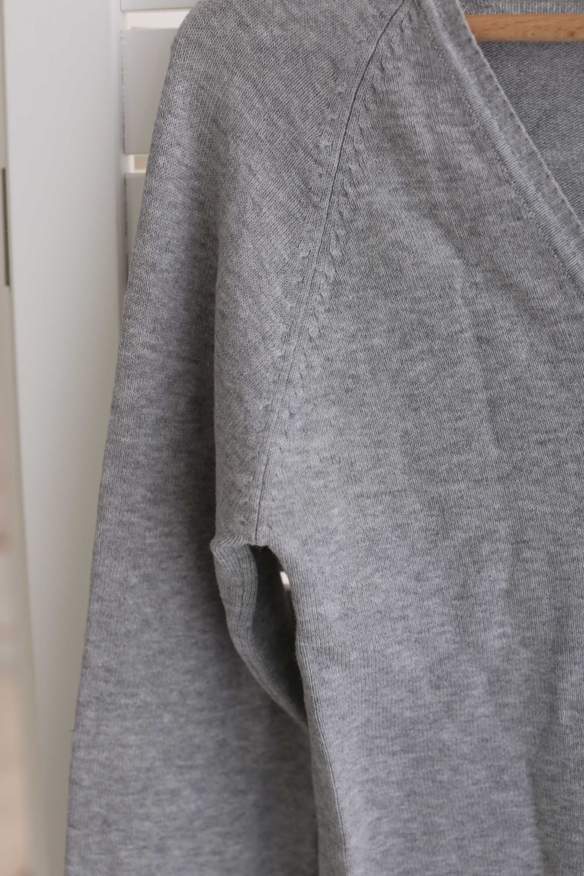 lekki sweterek Zara