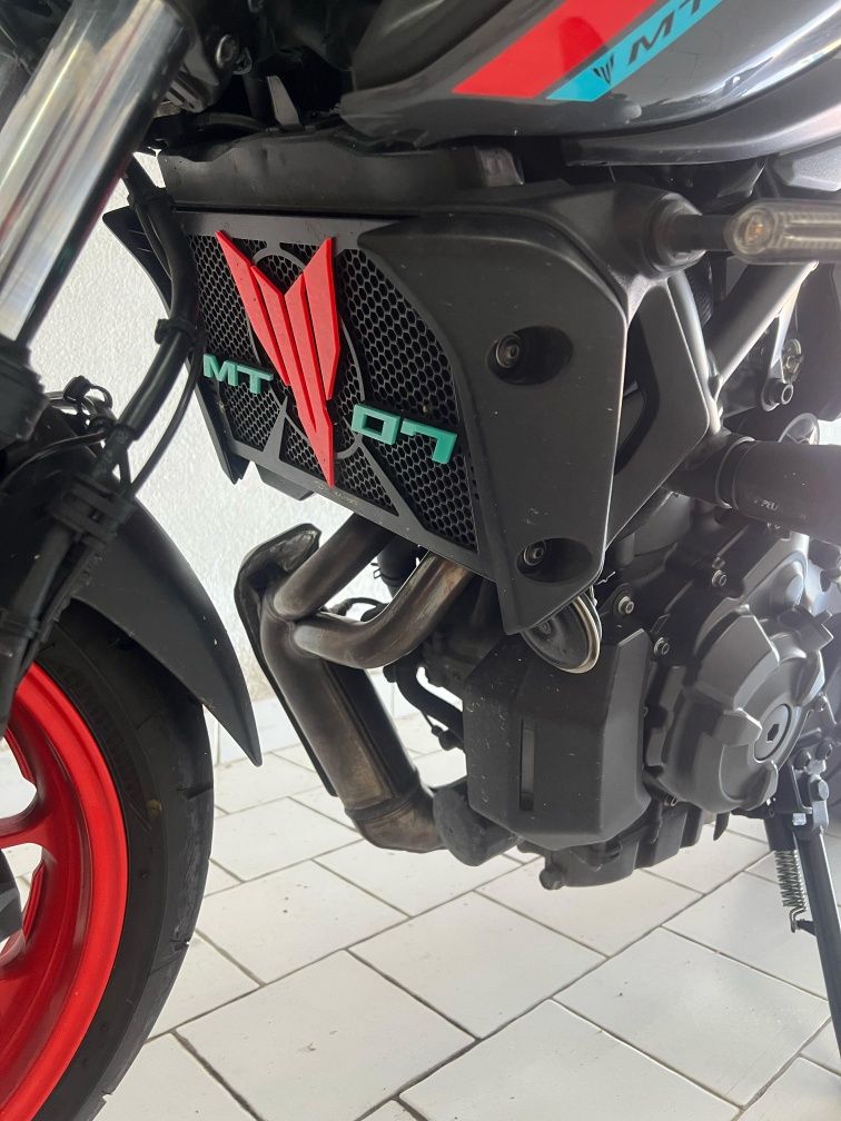 MT-07 Storm Fluo 35kw