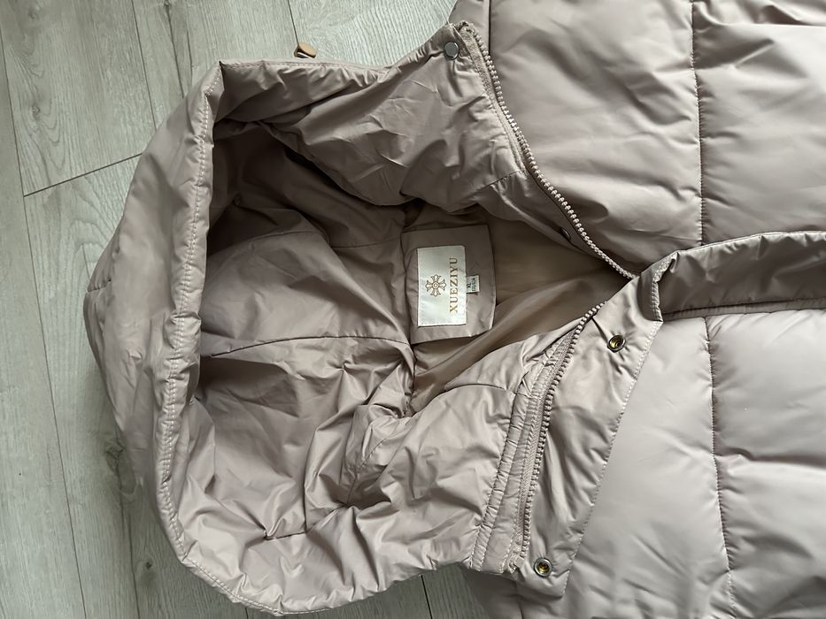 Зимова куртка жіноча