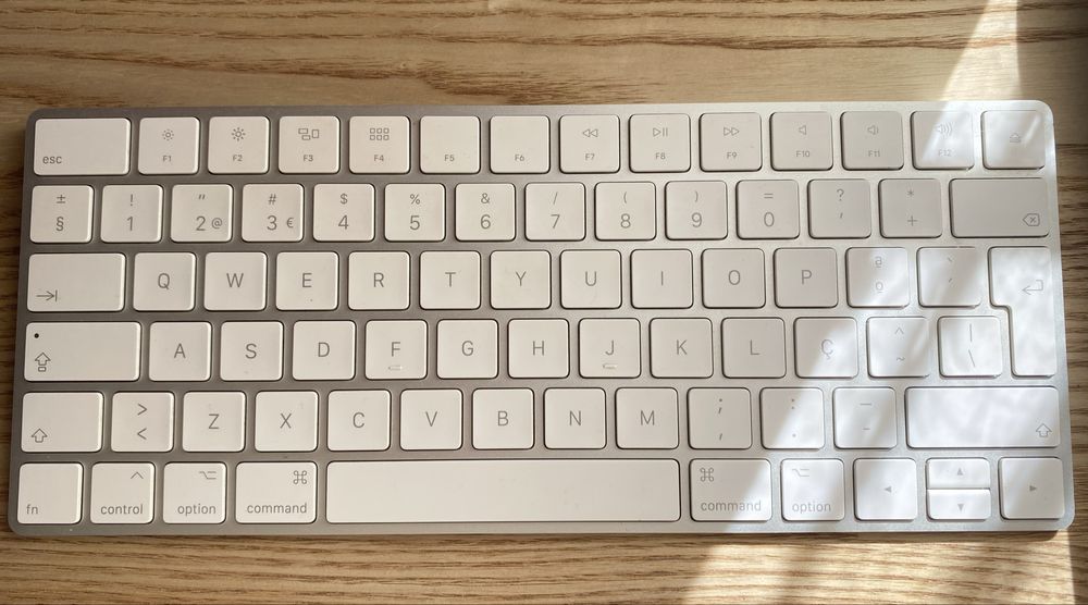Teclado Apple Magic Keyboard