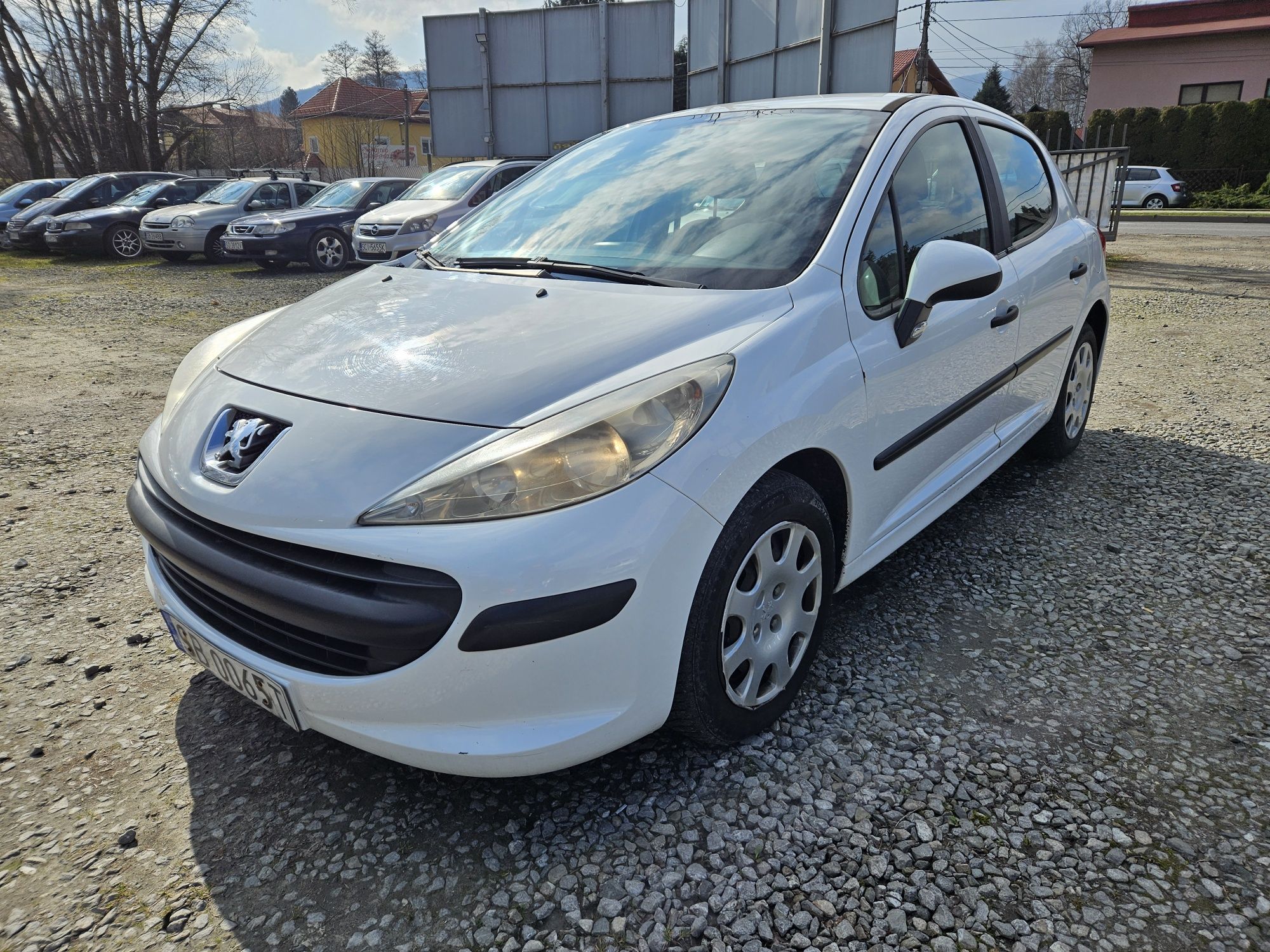 Peugeot 207 1.4 Benzyna Klima 4 drzwi