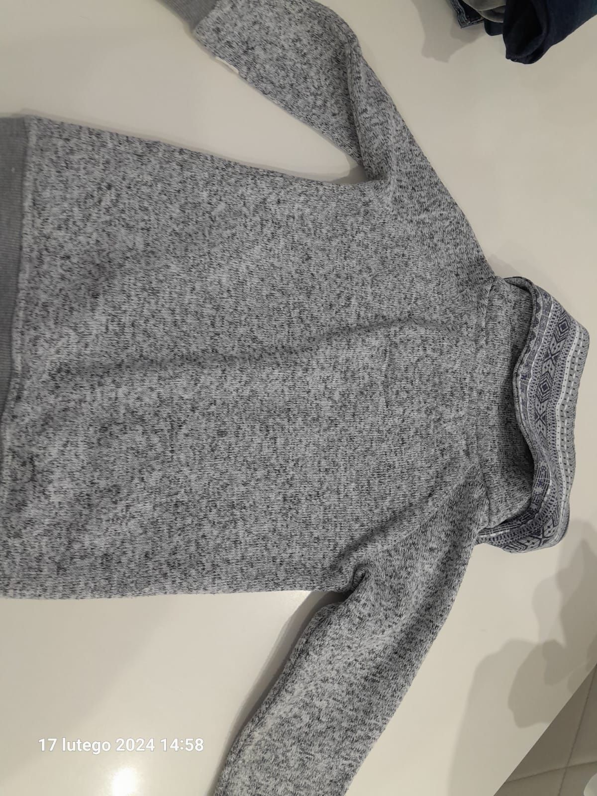 Sweter dla chłopca rozmiar 110