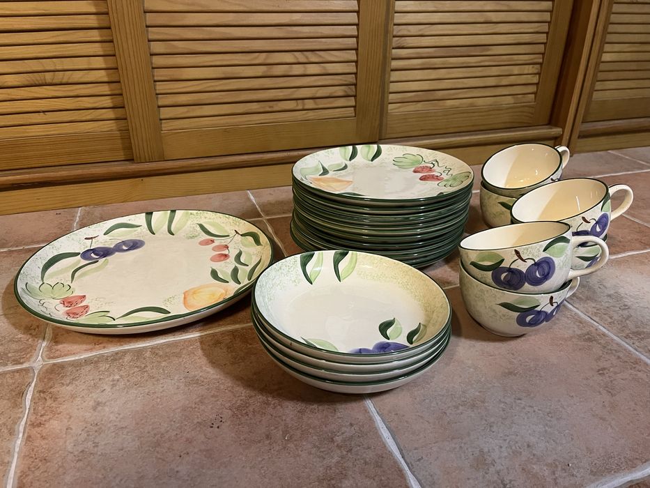 Conjunto de loiça típica
