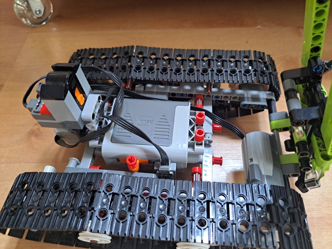 LEGO Technic 42065 Zdalnie Sterowana Wyścigówka
