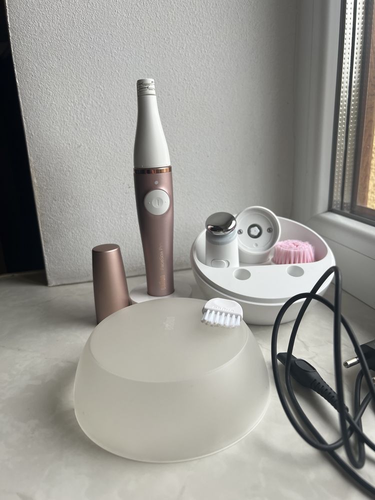 епілятор і масажер для обличчя Braun Face Spa Pro