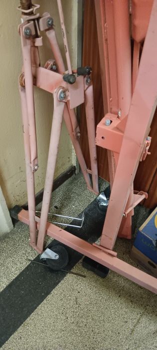 Podnosnik do montażu płyt gipsowych