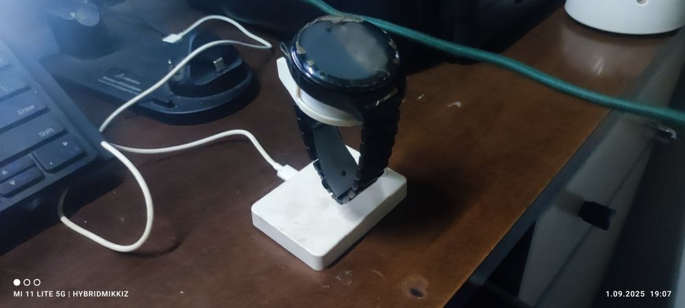 Ładowarka indukcyjna z podstawka SmartWatch Huawei Apple Samsung USB C