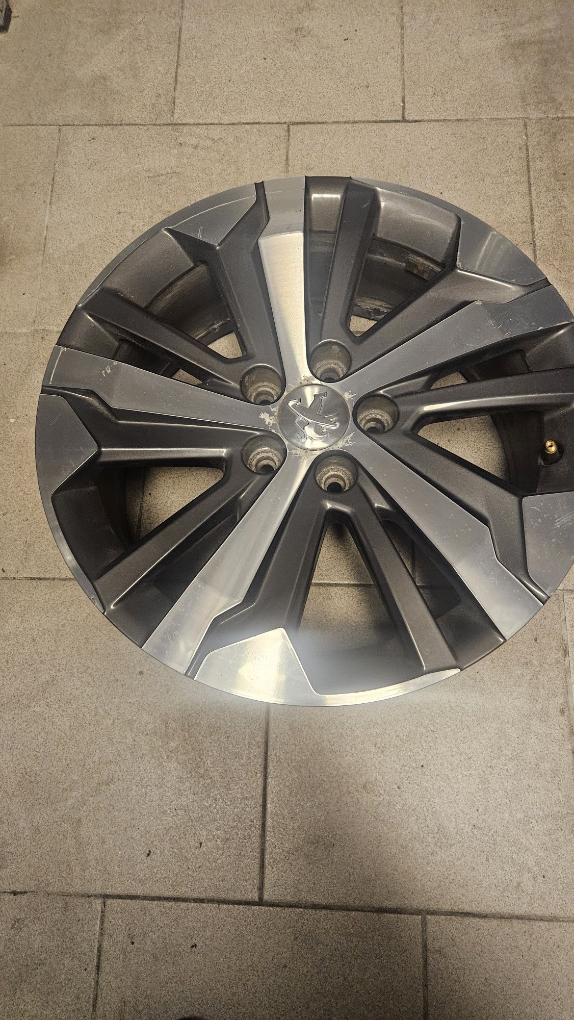 Felga  aluminiowa do Peugeota Riftera 17" OEM