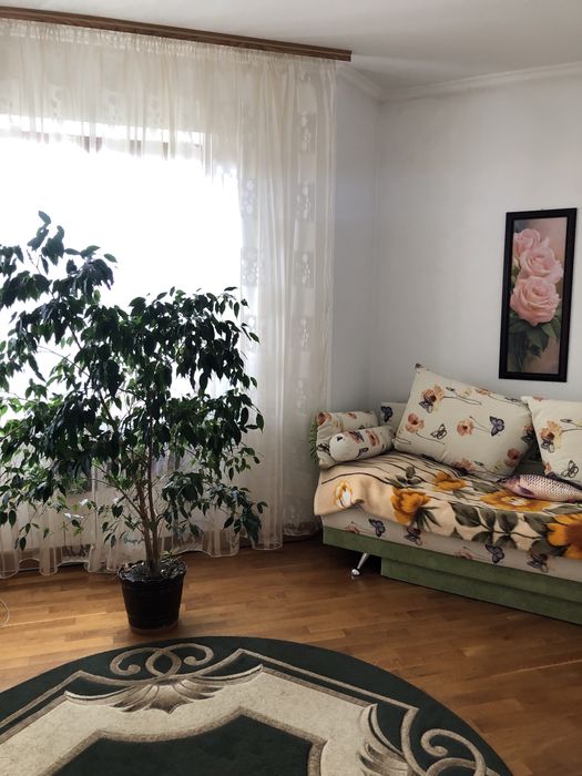 Продаж будинку в Станишівці