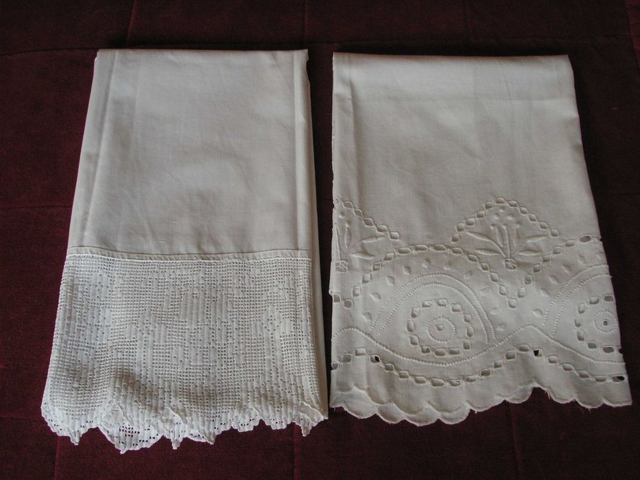 Toalhas de Rosto Bordada / Renda ( Antigas )