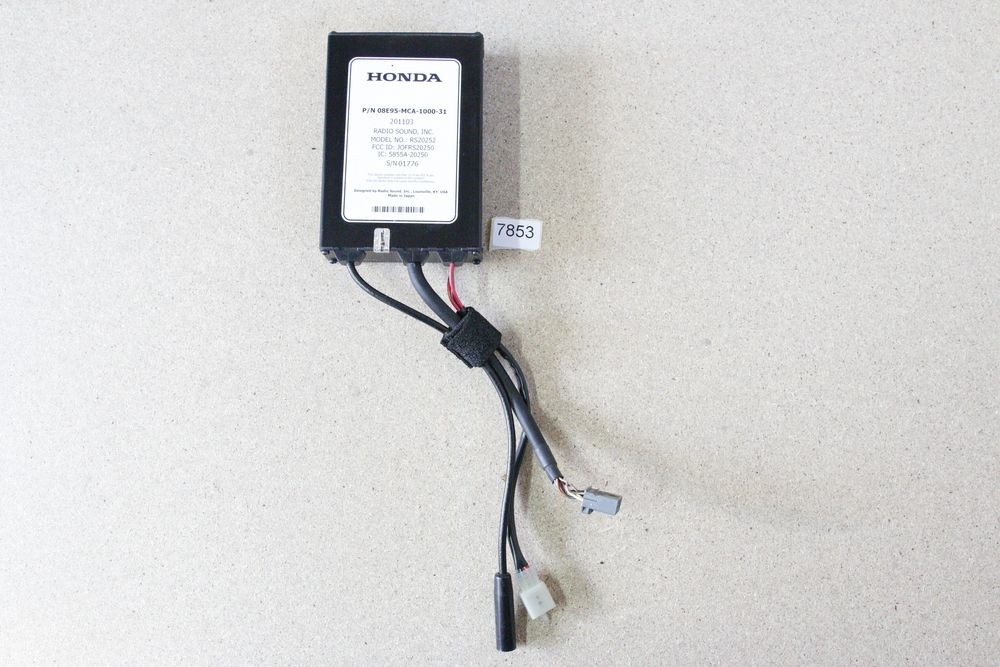 7853 Moduł CB radio 12-17  Honda Goldwing Gl1800