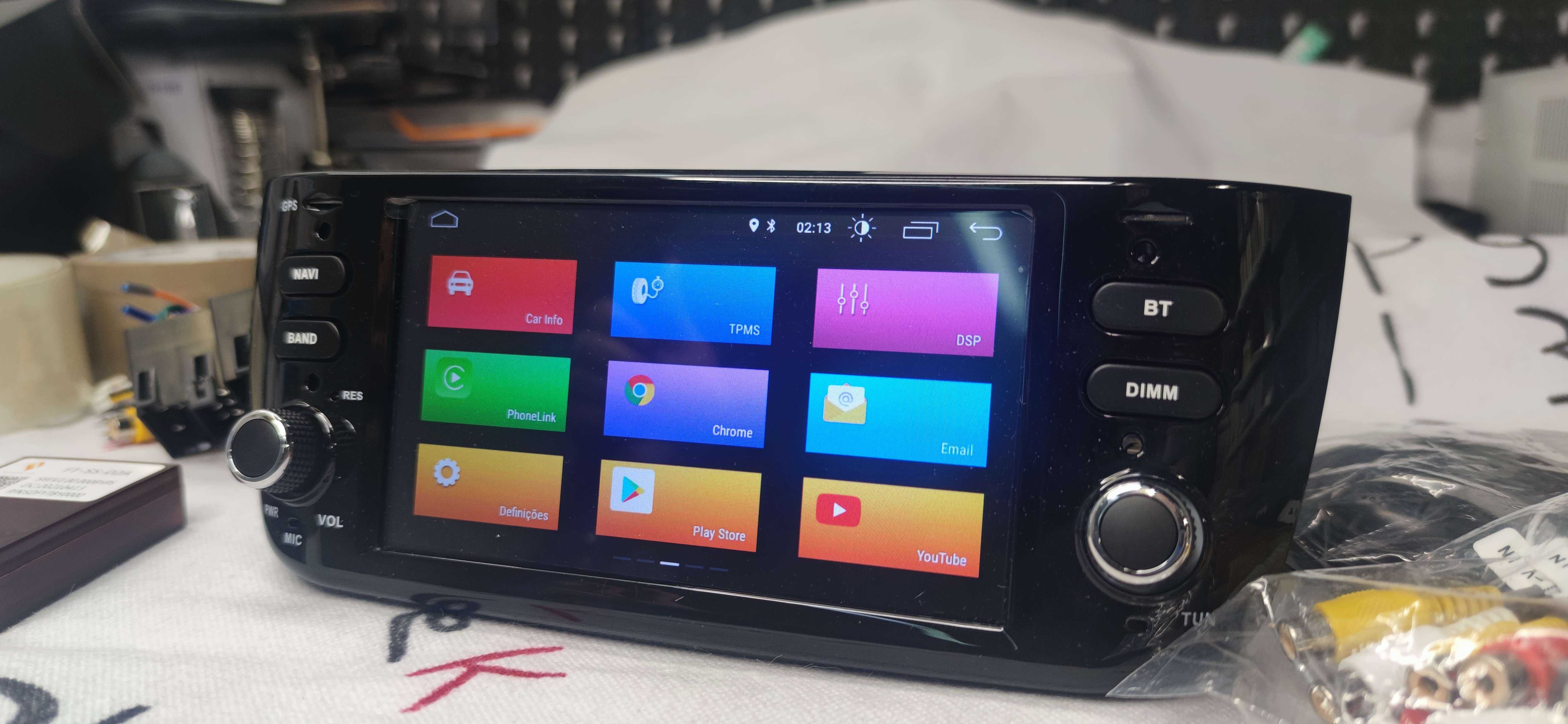 Radio 2 DIN Android Fiat Punto EVO Grande Punto – GPS WIFI CarPlay