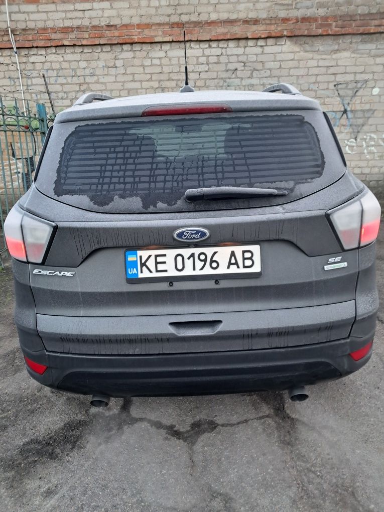 Срочно продажа авто Ford Escape 2017