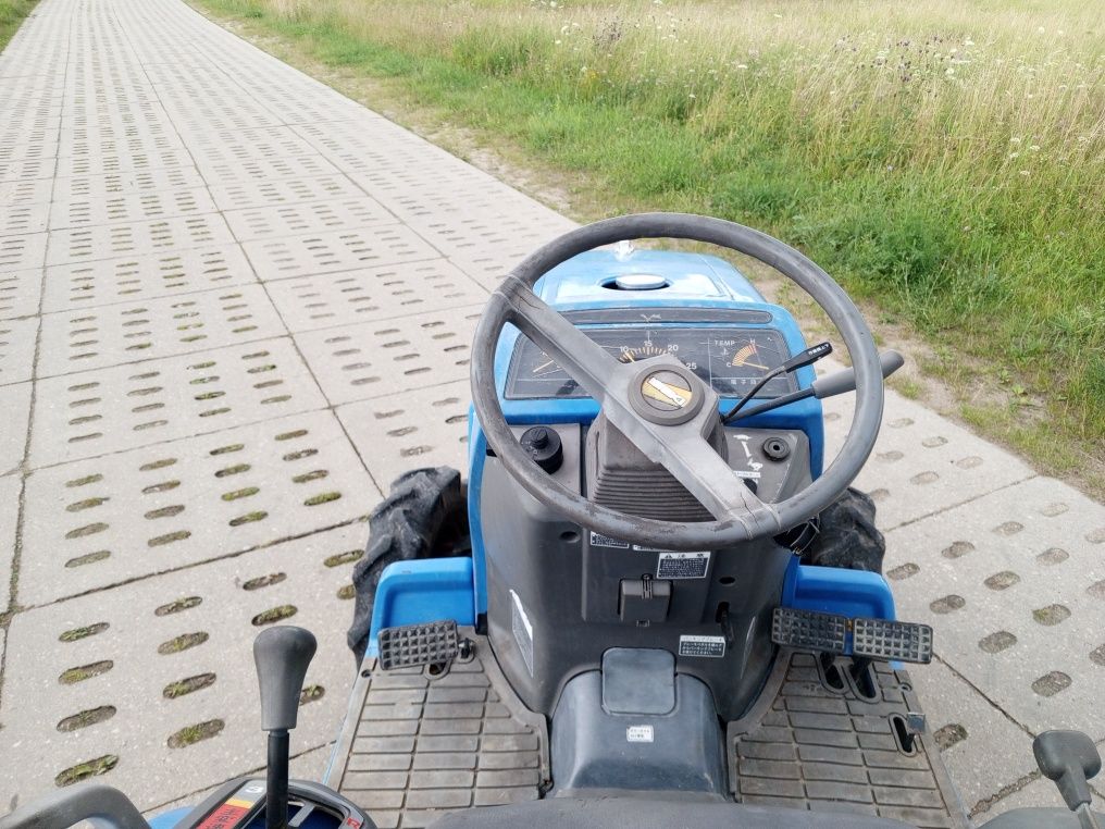 Mini traktorek ISEKI SIAL 15 TF