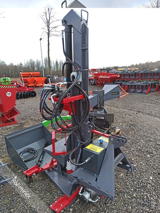 Łuparka pionowa hydrauliczna elektryczna DEMAROL do klocków Transport