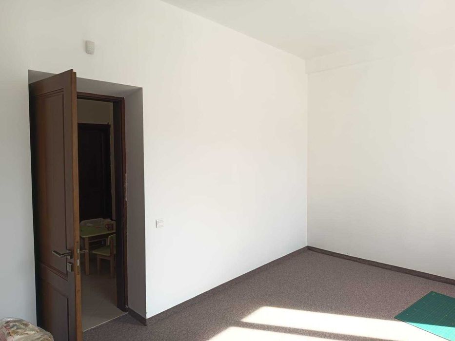 Продаж. 3 к, підвал, з власним садом. Центр. Куликівська. Власник