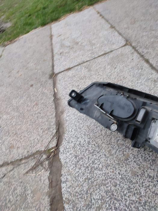 Passat B6 lampa przód przednia prawa Xenon skrętny 3C0.941.752K
