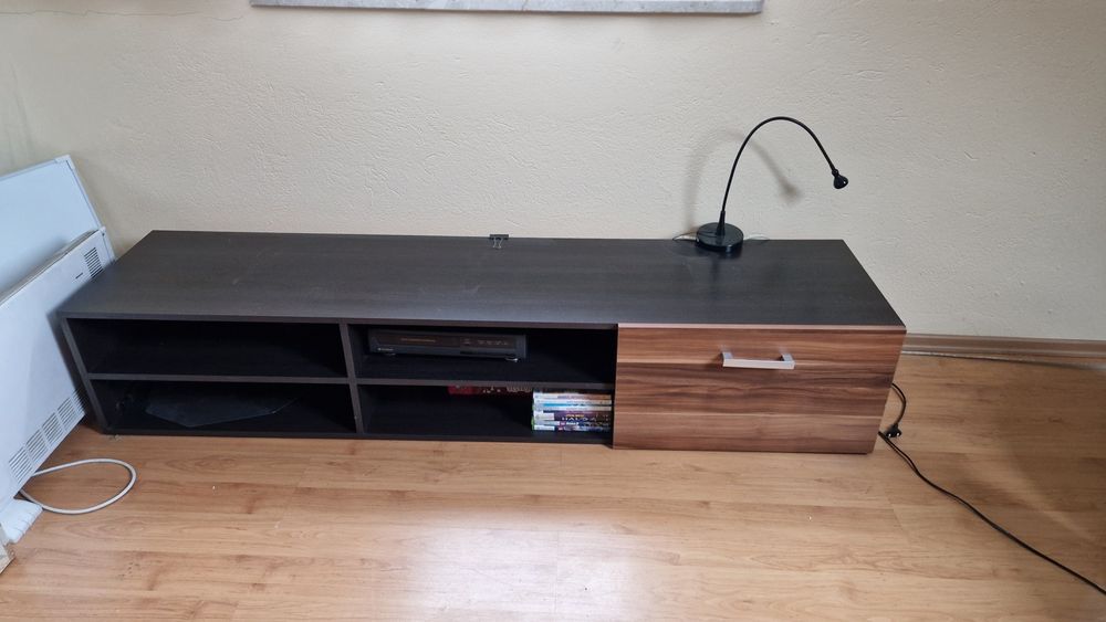 Szafka pod telewizor