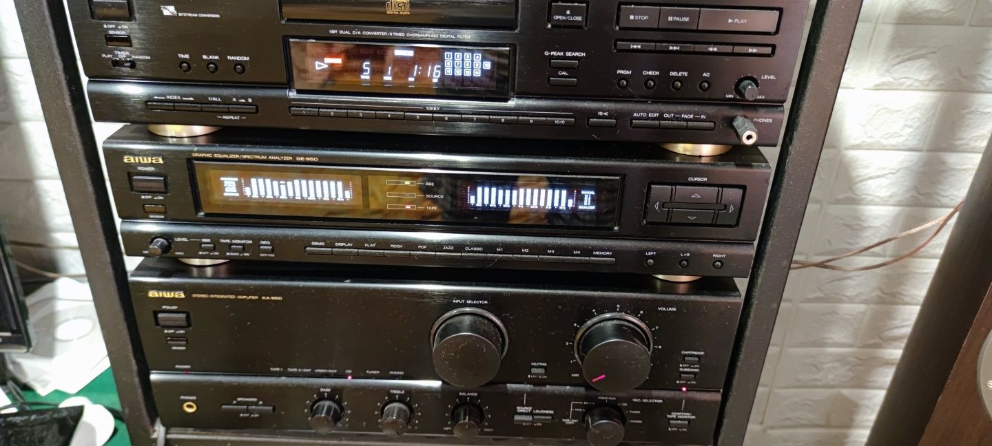 Стійка AIWA-950. продам.