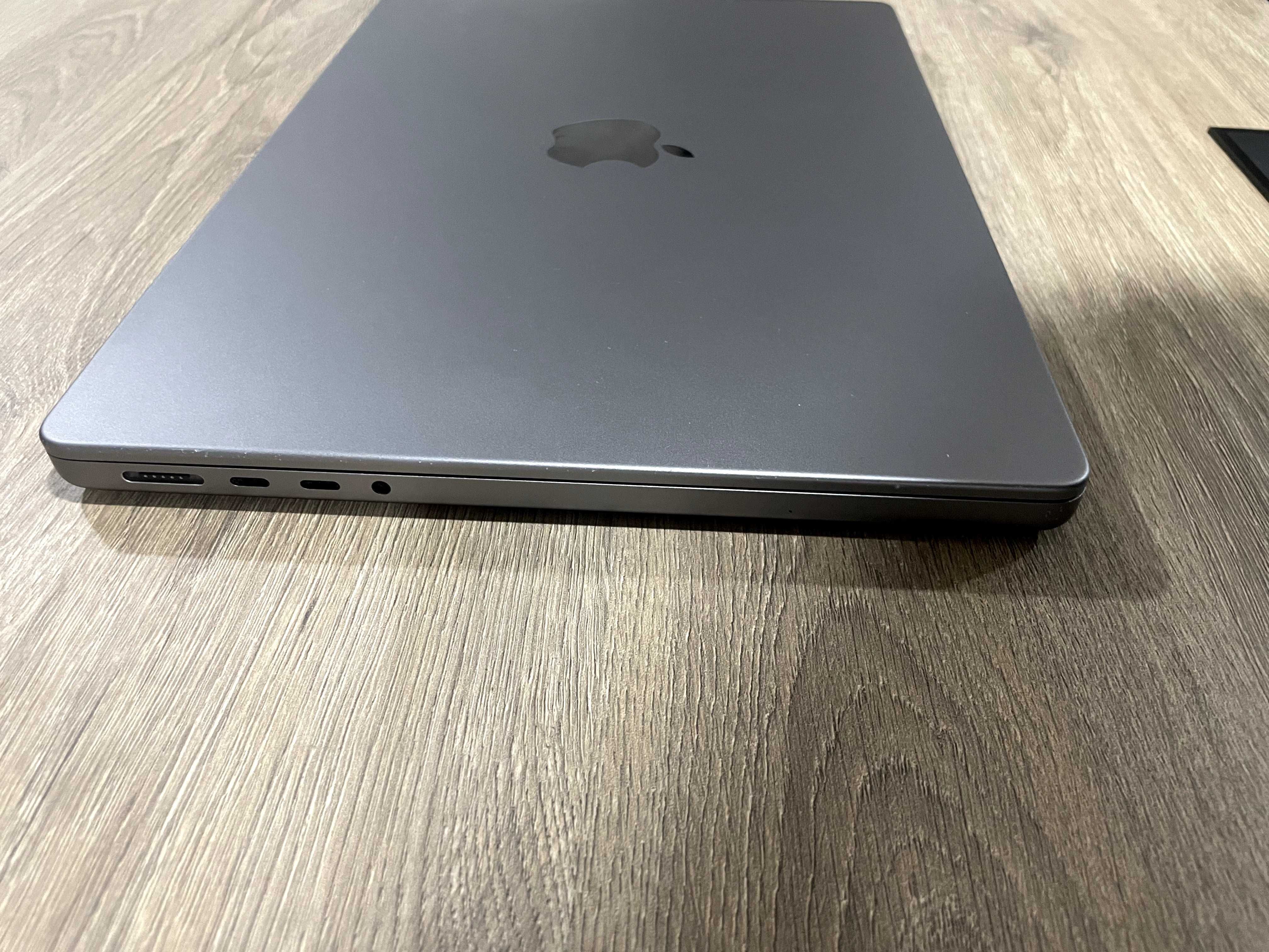 Ноутбук Apple MacBook pro 14 M1 pro 16/512 gb 2021 (MLY43) A2442 gray