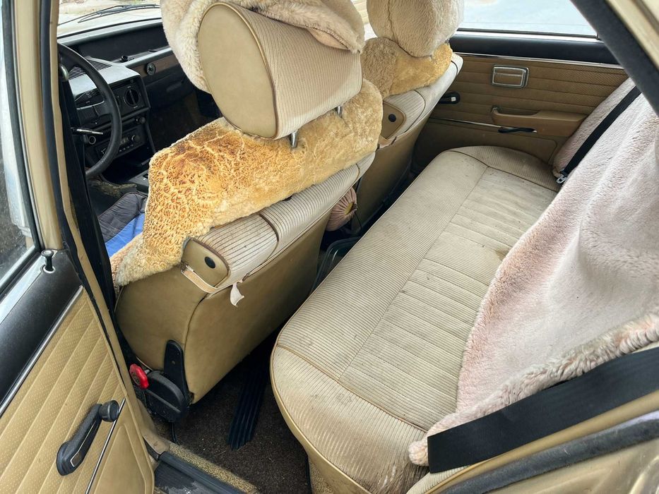 BMW 520 (E12) automat