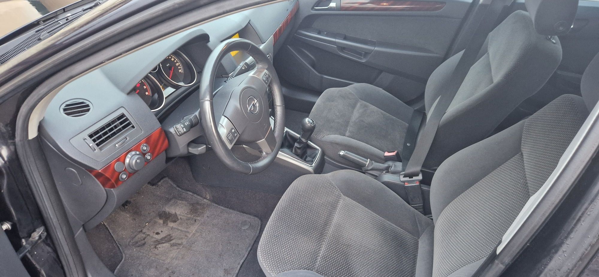 Opel Astra H 1.6 Twinport Z Niemiec Po Oplatach Nowe Tarcze Stan Bdb