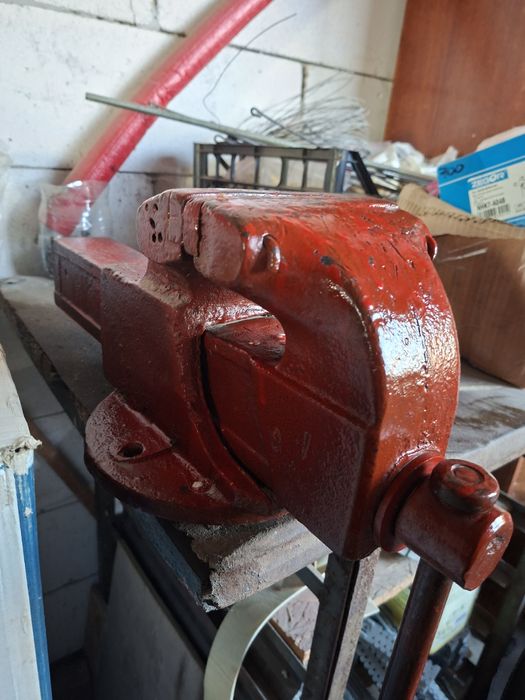 Продам великі лещата