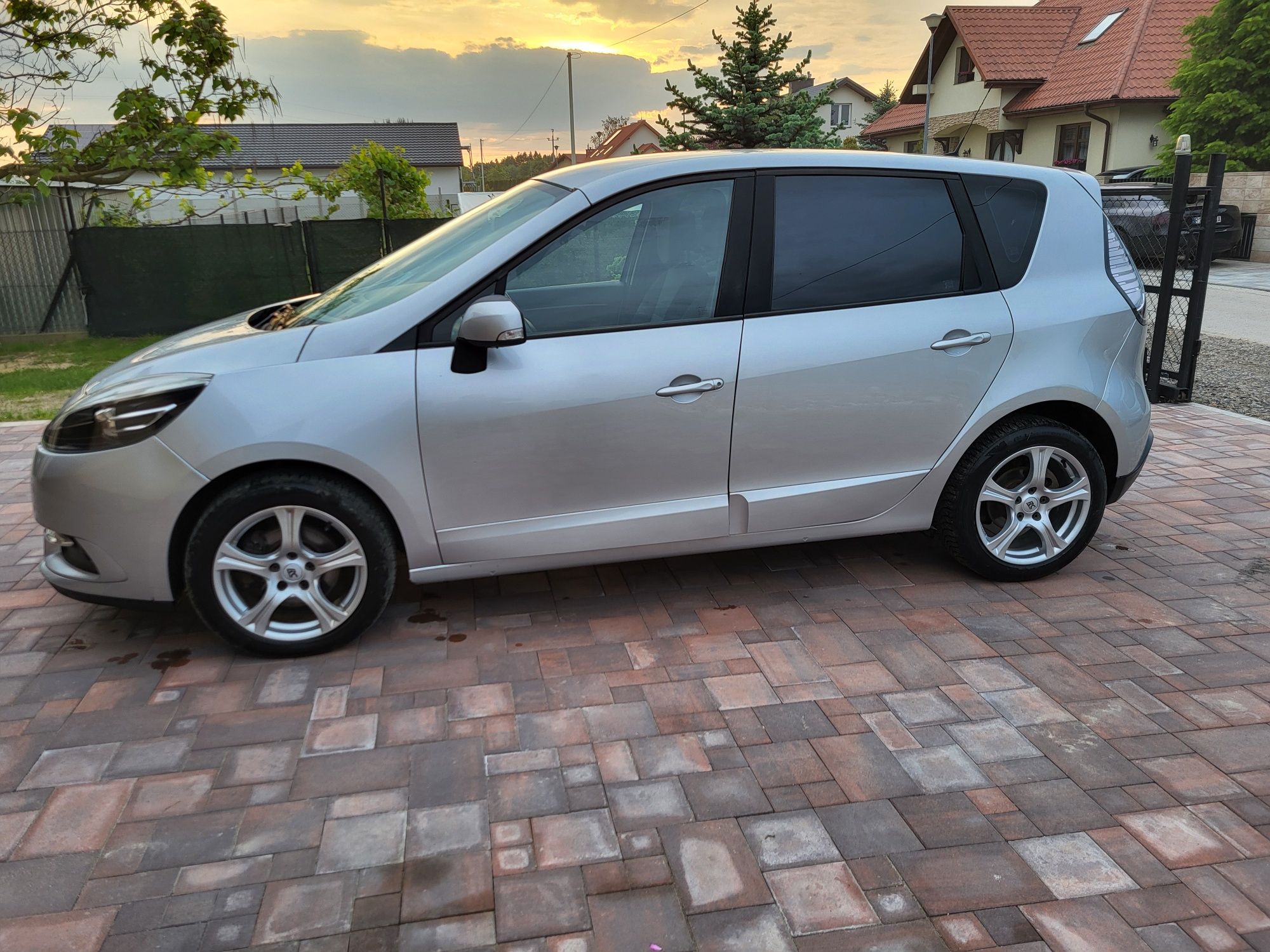 Renault Scenic III 1.5 DCI Automat