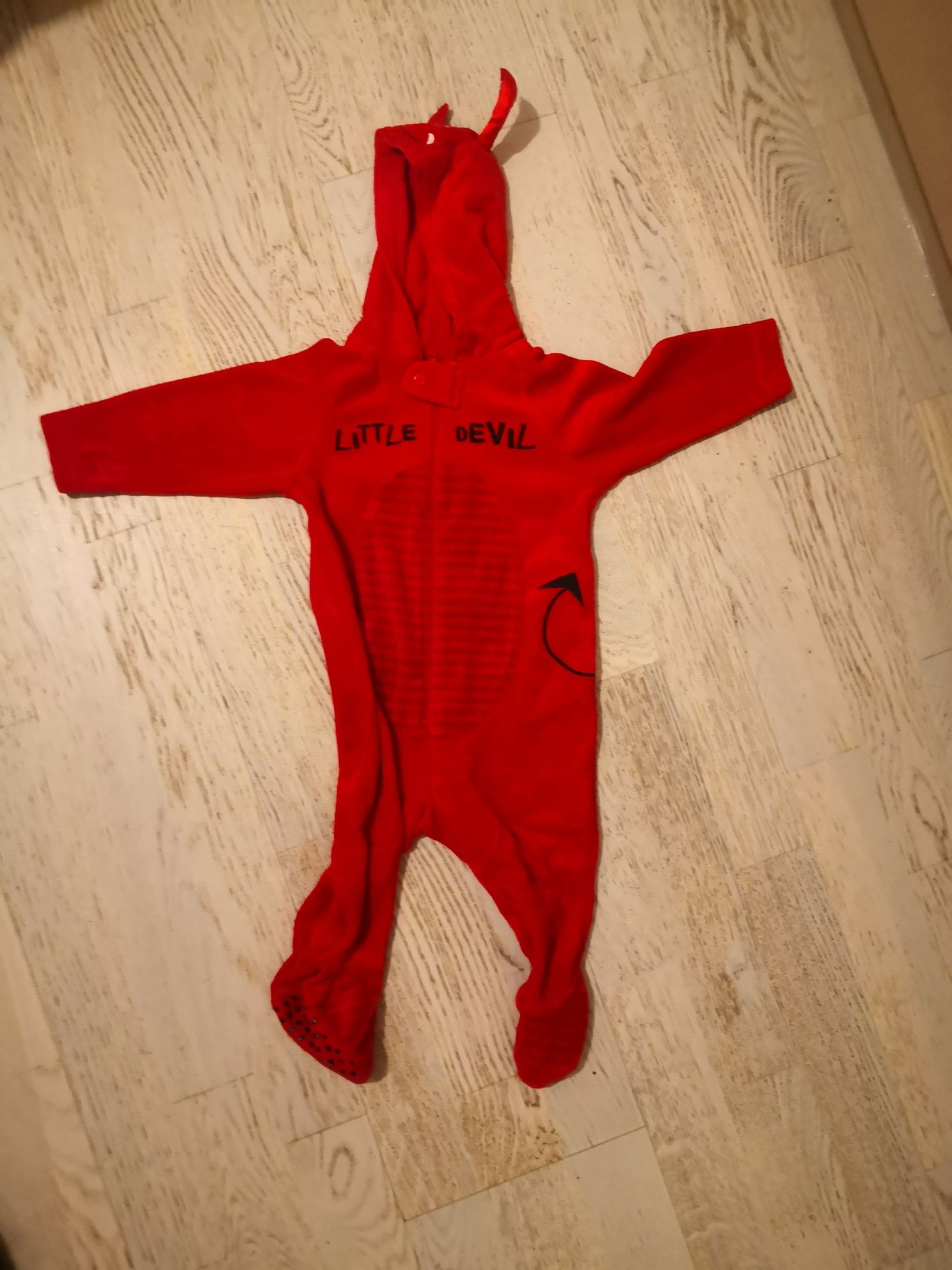 Pajacyk welurowy Little Devil rozmiar 68. Mothercare