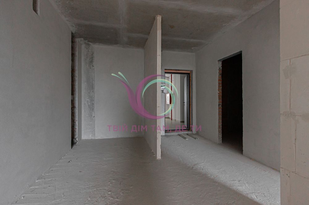 Продаж 1-кімнатної квартири в новобудові без ремонту, Франківський р-н