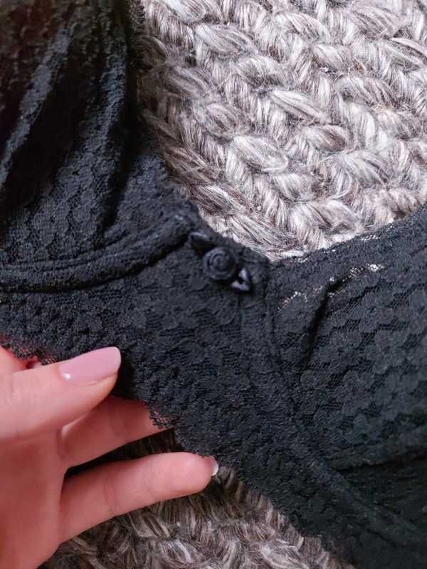 Czarny Biustonosz koronkowy miękki h&m 36