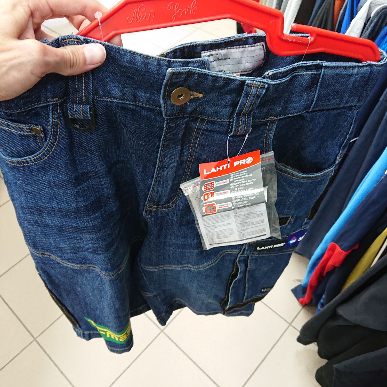 Spodenki lahti pro nowe jeans