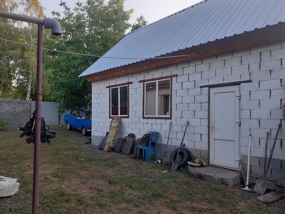 Продам дом в центре села