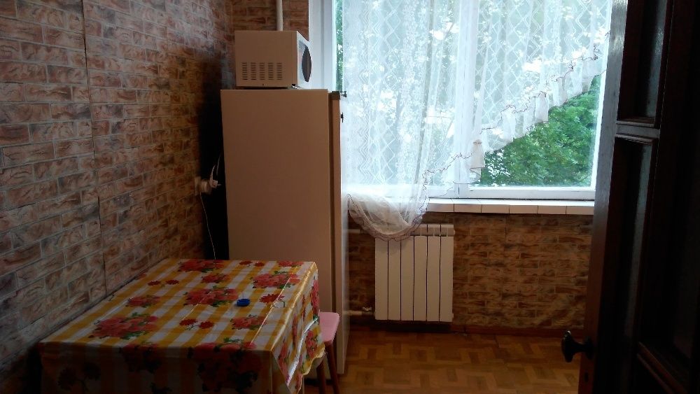1 до подобово квартира на Виноградарі, Свободи 34. недалеко від ринку
