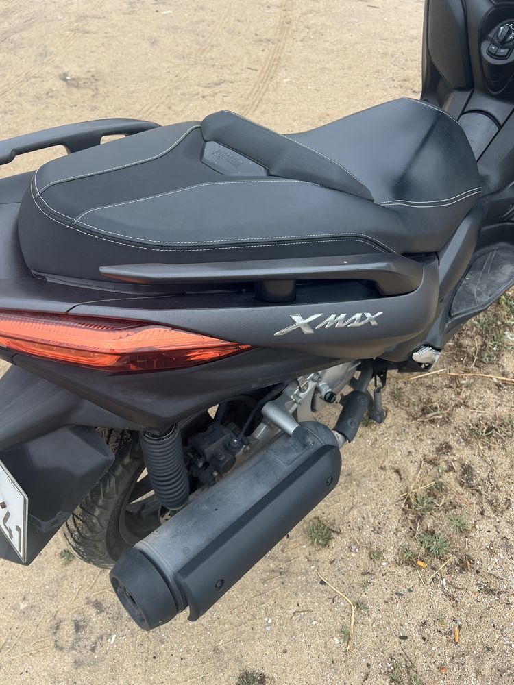 Yamaha x Max 125