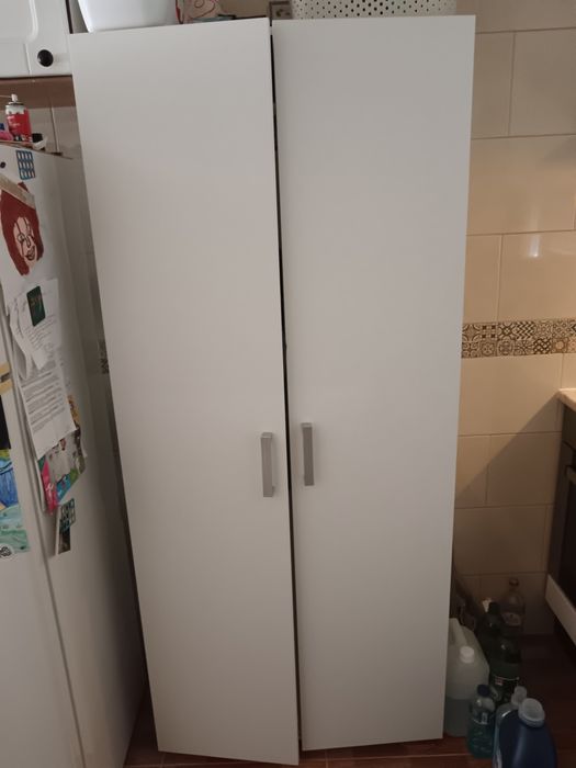 Armário de organização