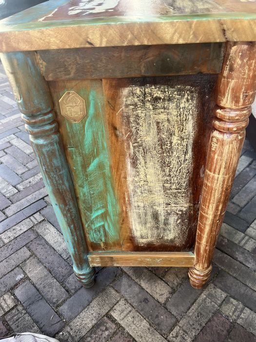 Zestaw mebli firmy kolonialmoebel24.de