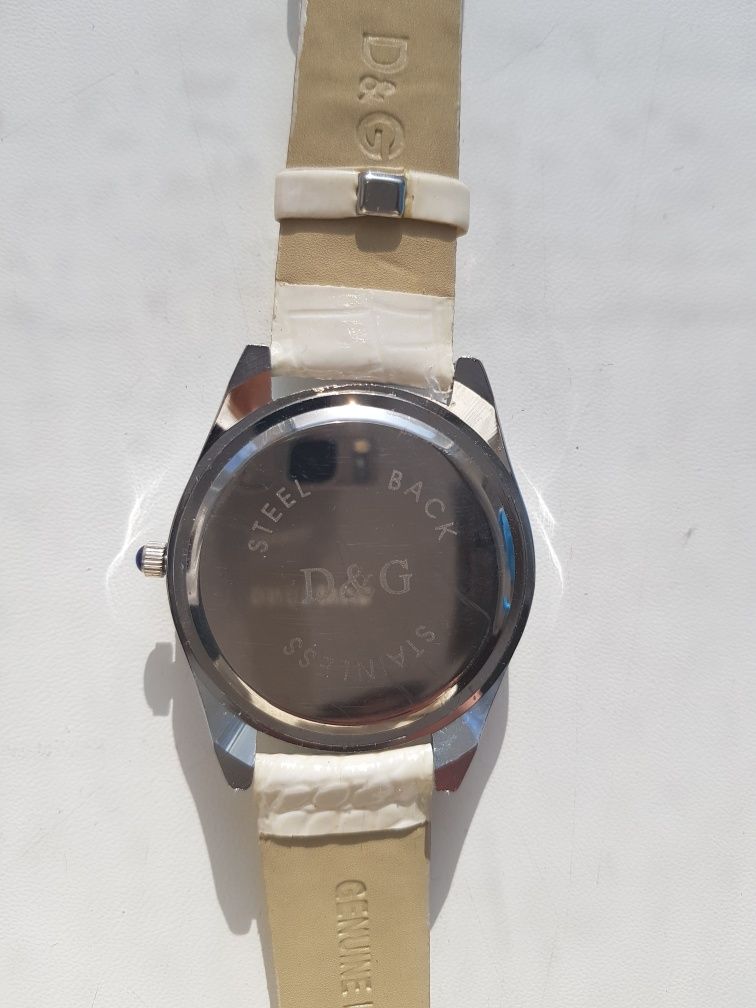 Часы D&G женские