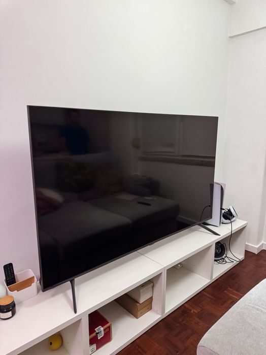 TV Samsung 70" 4K Ultra HD (modelo AU7175U)