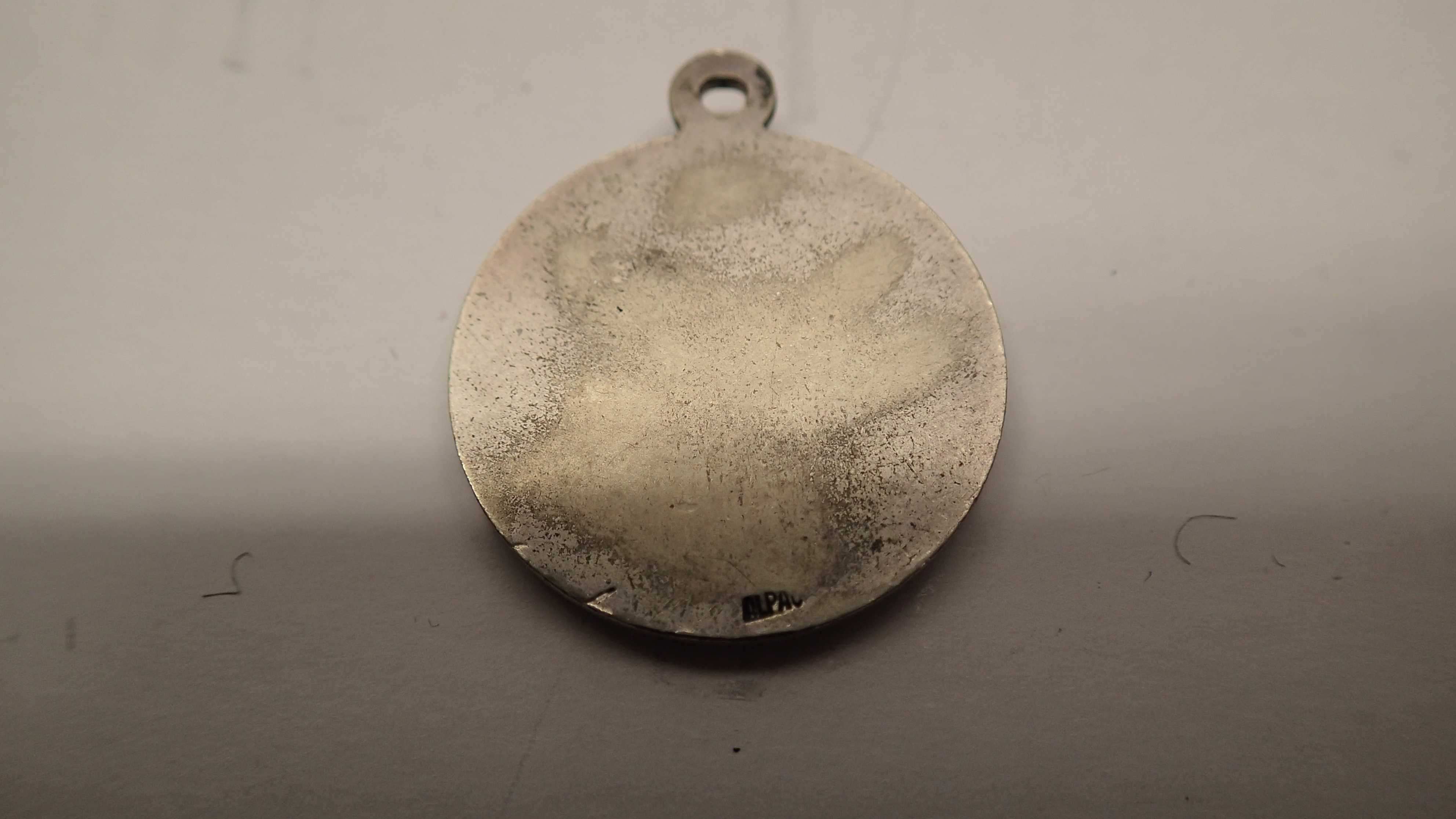 Medalha em Alpaca da Nossa Senhora de La Estrella