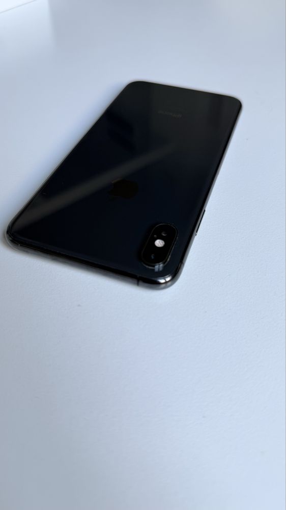 iPhone XS Max 512GB plus dodatki