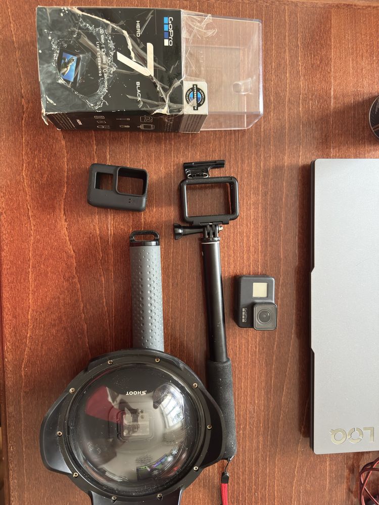 Kamera gopro hero 7 black + dodatki + karta pamieci 32gb