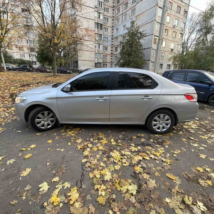 Продам Пежо 301 газ бензин  1.2