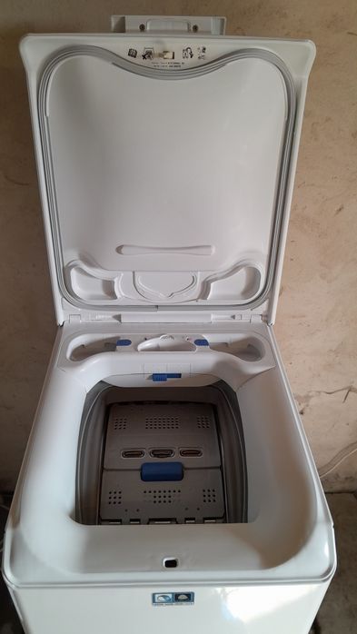Пральна машина Electrolux