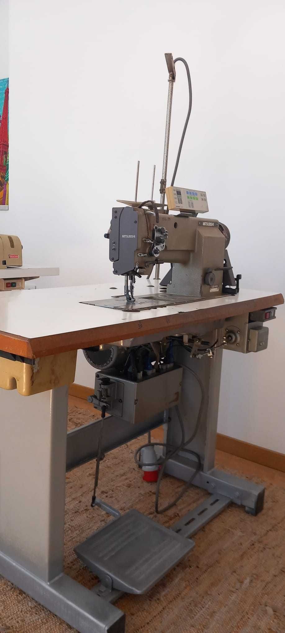 Máquina de mesa automática Mitsubishi