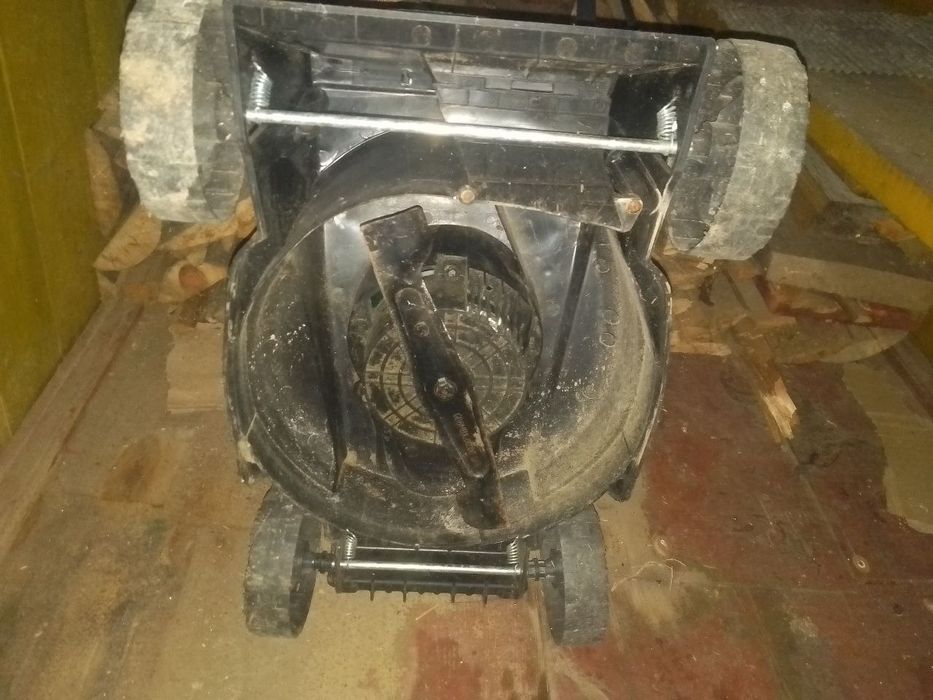 Продам електро косарку