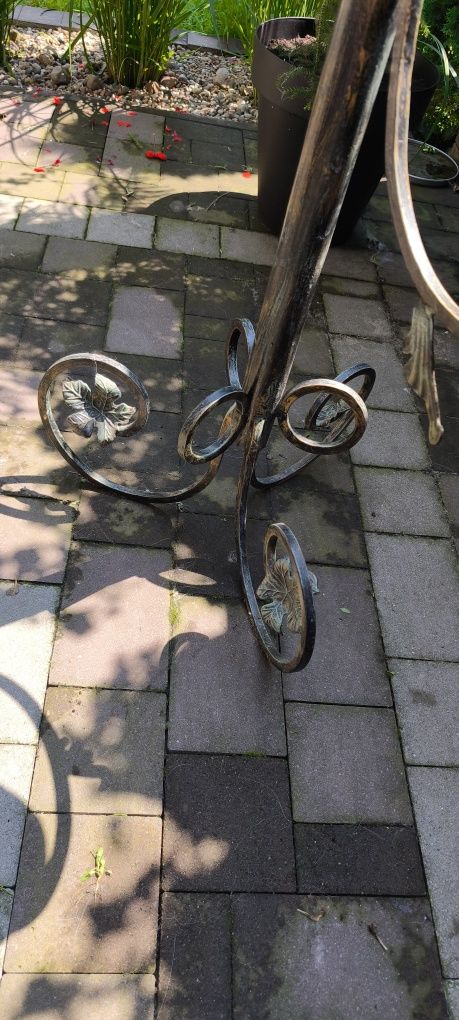 Kwietnik, stojak na kwiaty