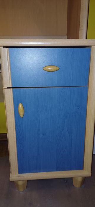 Młodzieżowe biurko